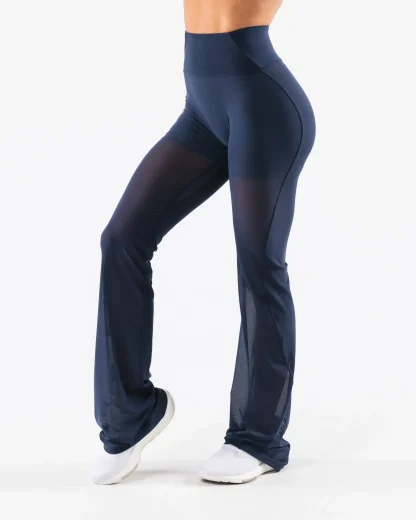 Seamless High-waist Flare Pants